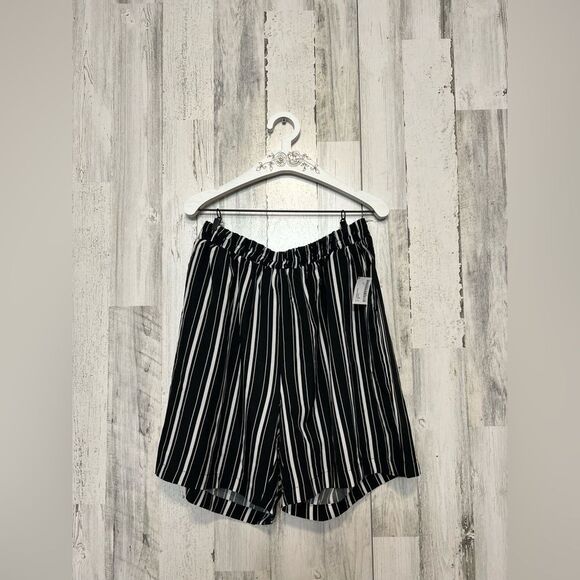 Men shorts - Picture 1 of 4